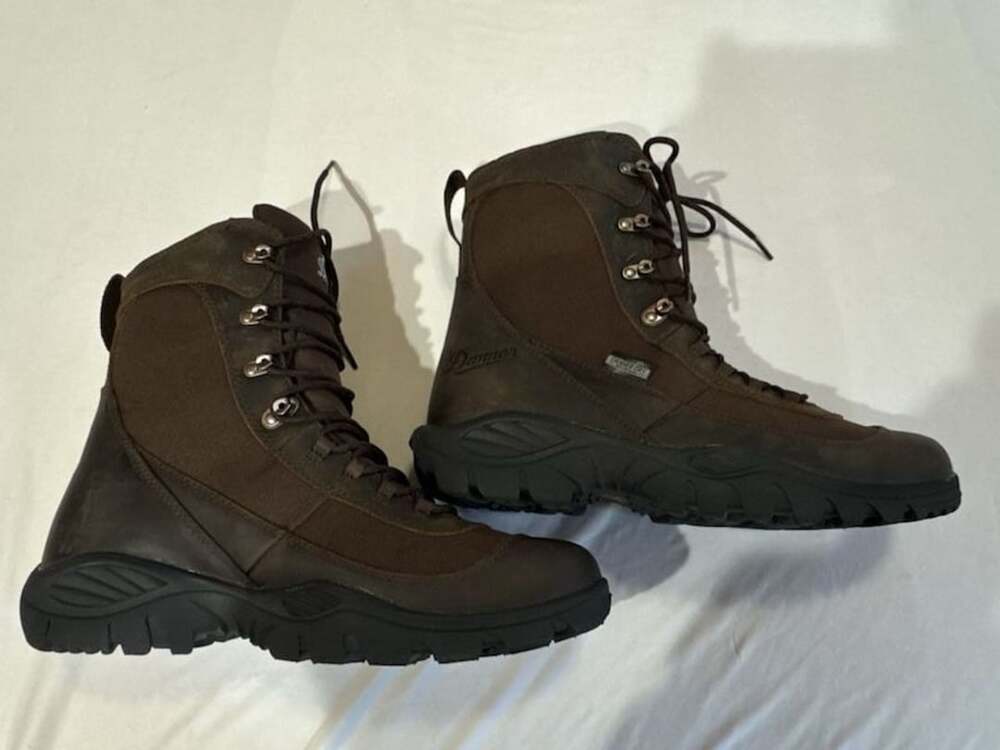Danner Men's Element 8 Brown Waterproof Hunting Boots Size 11.5
S9